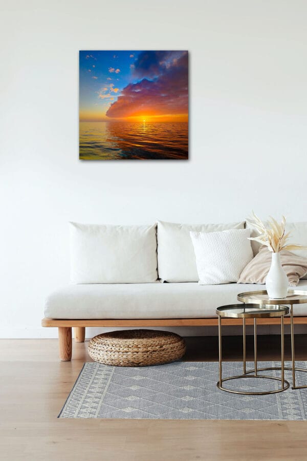 Feuer am Horizont – Leinwandbild mit dramatischem Sonnenuntergang am Meer